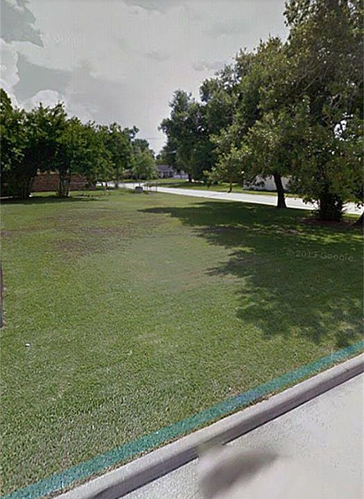 2nd image of 2007 W Gulf St