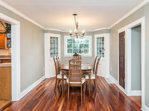 4th image of 10270 Highland Dr