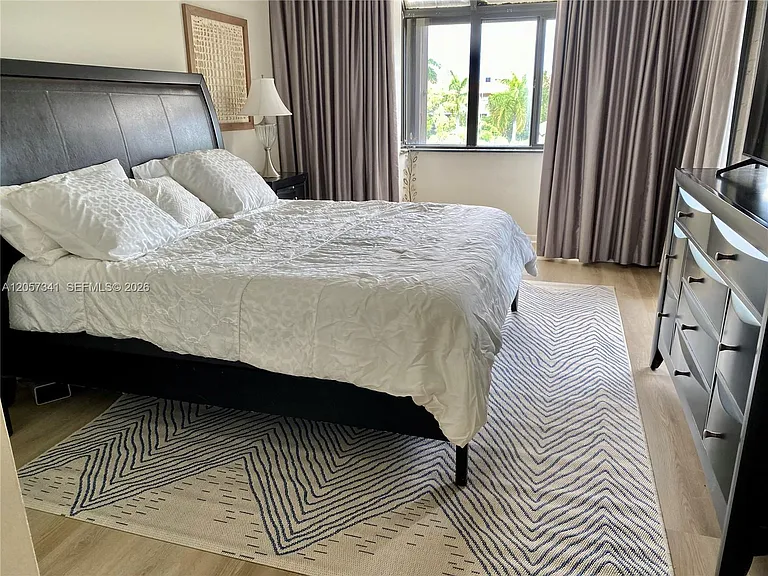 141 Crandon Blvd #347 — Photo 8