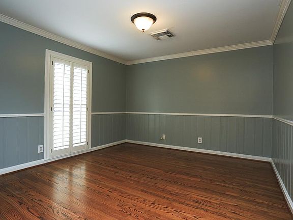 4th image of 3627 Newcastle Dr