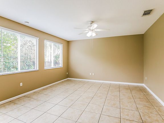 5th image of 1231 NW 204th St