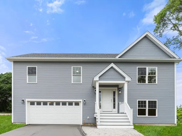 12 Bronson St, Fall River, MA 02721