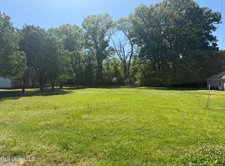 Willis Cv, Grenada, MS 38901