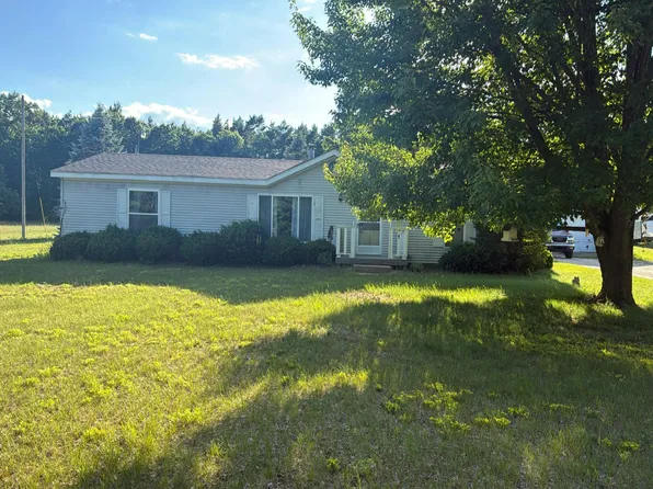2150 S Satterlee Rd, Gowen, MI 49326