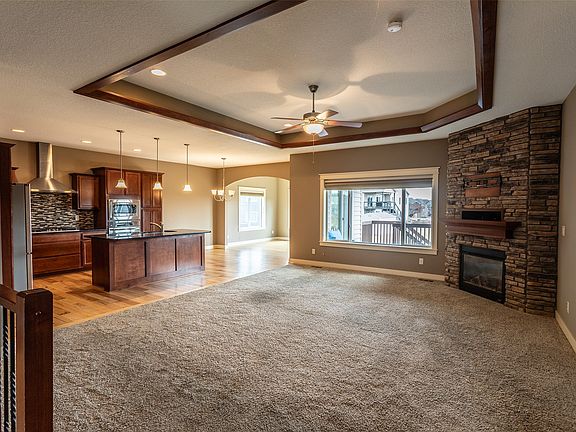 2nd image of 1605 NE Pittsburg Ct