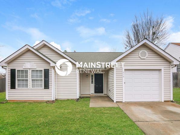 416 Laurens Way