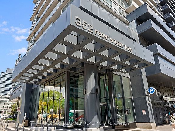 2nd image of 352 Front St W #Penthouse 03