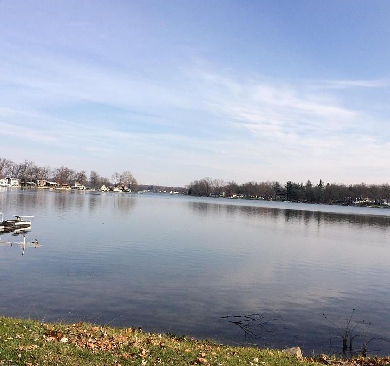 1st image of 20955 S Lake Dr