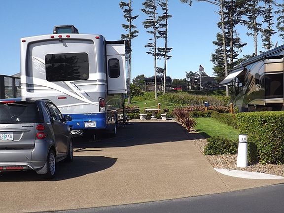 4th image of 6225 N Coast Hwy Lot 40