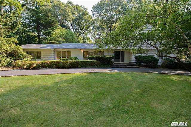 1st image of 7 Cypress Dr