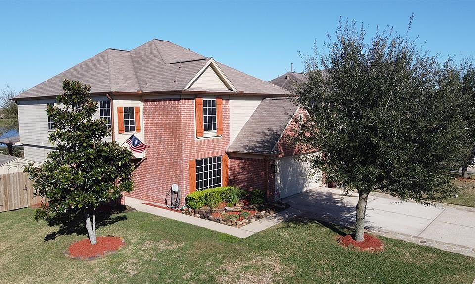 1st image of 5627 Cinnamon Lake Dr