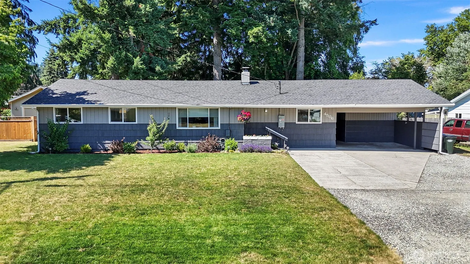 4506 23rd Avenue SE photo 1