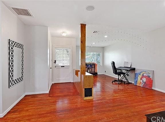 2nd image of 10003 Cedardale Dr