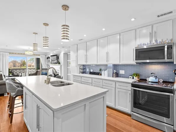 18789 Vineyard Point Ln, Cornelius, NC 28031