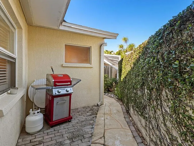 1387 Moonmist Dr #G-2 — Photo 40