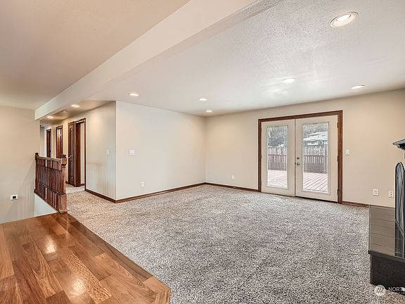 5th image of 4057 S 296th Place