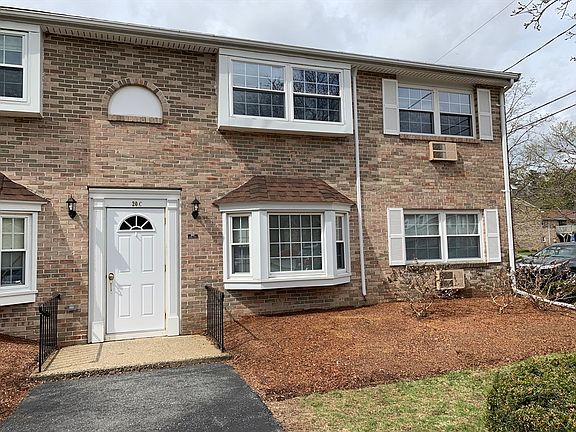2nd image of 20 Washington Park Dr #12