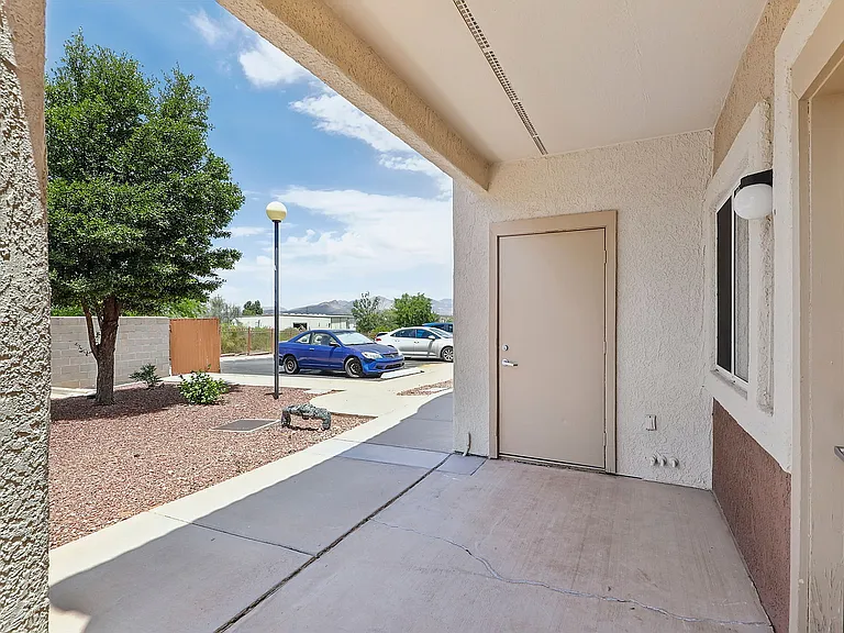 67-web-or-mls-unit D129-005
