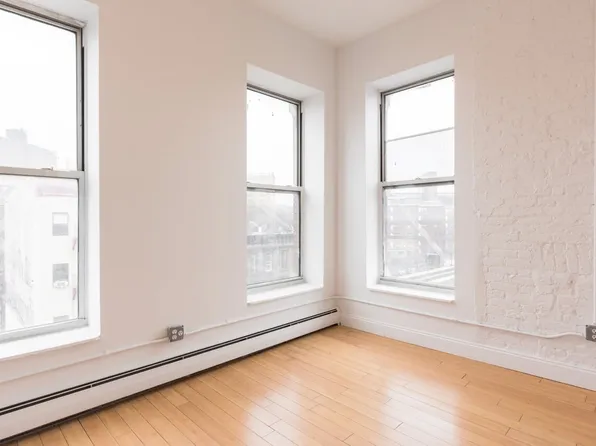 889 Broadway image 1 of 19