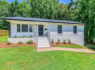 6704 Woodstock Dr #L120, Charlotte, NC 28210