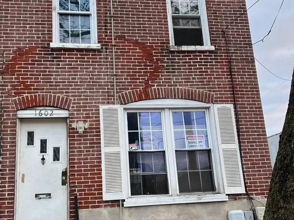 1602 Thatcher St, Wilmington, DE 19802