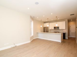 1223 W Addison St #2, Chicago, IL 60613