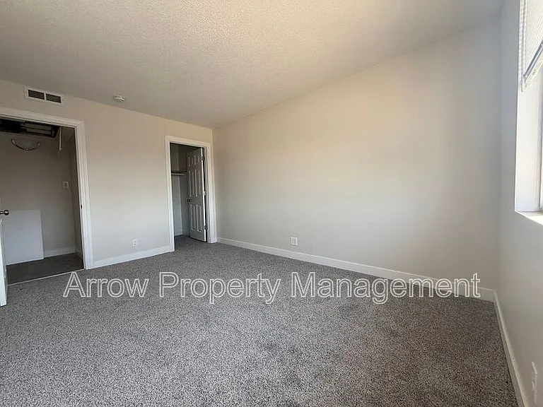 1315 F St #11 — Photo 7