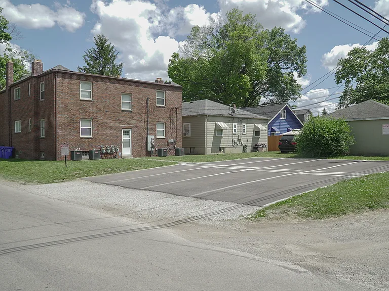 65 N Brinker Ave — Photo 16