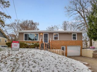 1013 Harding St NW, Grand Rapids, MI 49544