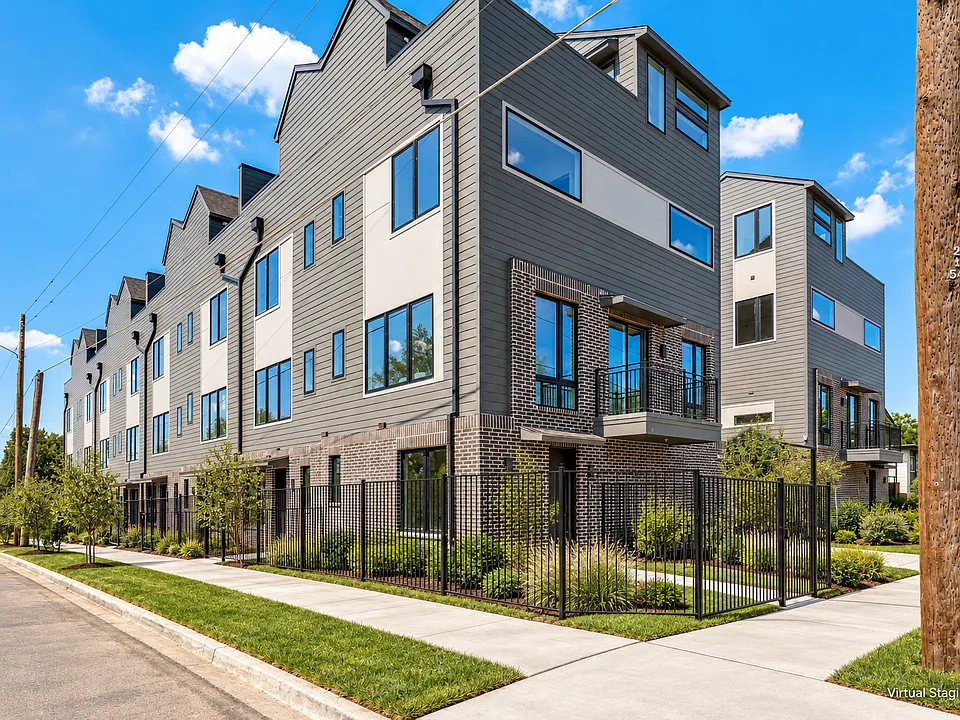 701 N Lancaster Ave #105