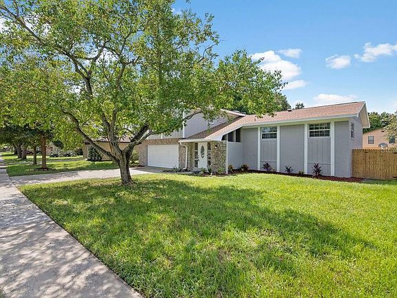 2nd image of 8038 Laurel Tree Dr