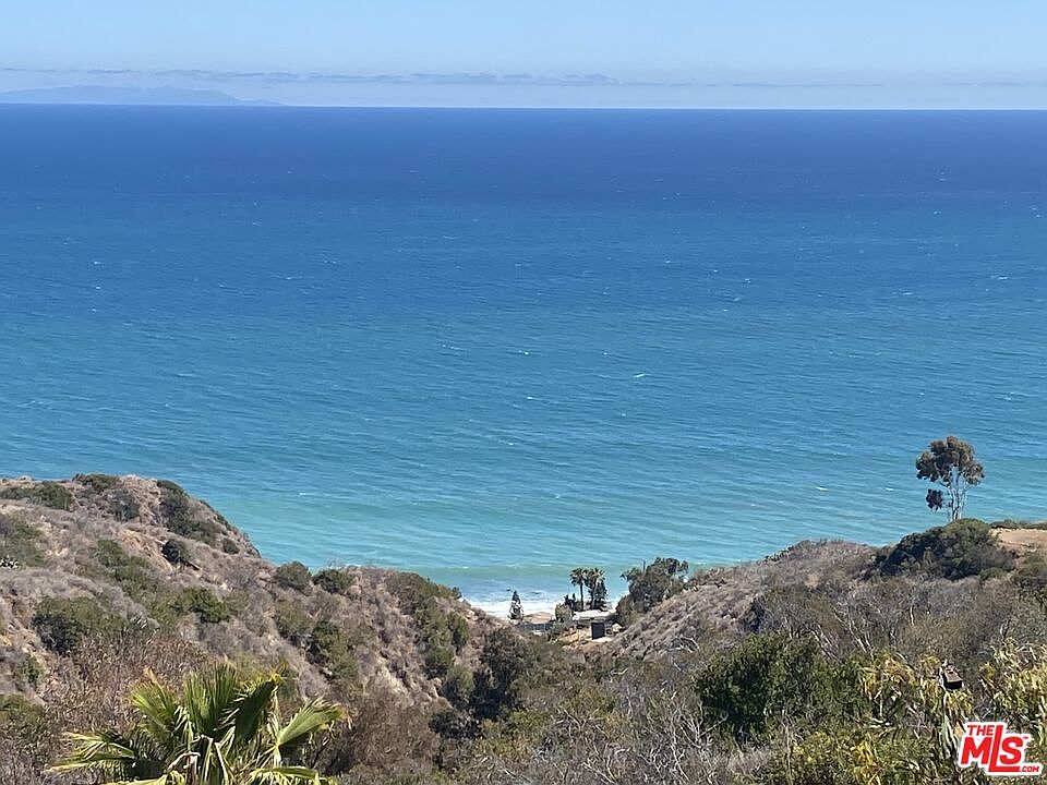 1st image of 20810 Las Flores Mesa Dr