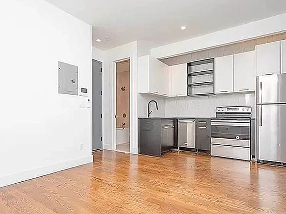 2nd image of 187 Johnson Ave #1L