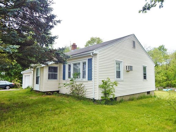 2nd image of 374 Quincy St