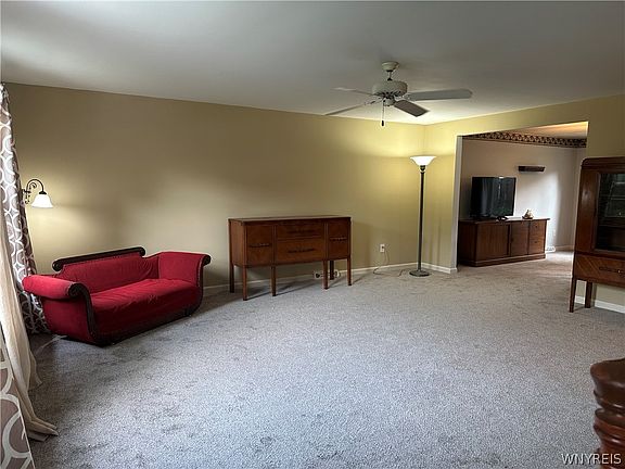 4th image of 25 Oakbrook Dr APT C