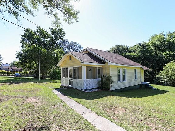 3rd image of 1186 E Tugalo St