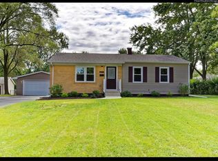 2915 Forest Glen Pkwy, Woodridge, IL