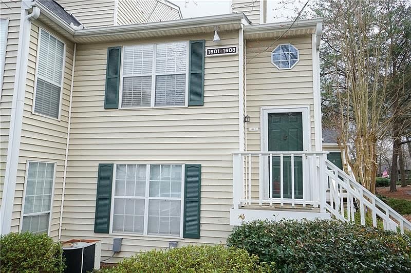 1st image of 1607 Glenleaf Dr