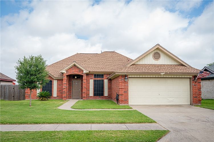 1st image of 2083 Sweetbay Dr