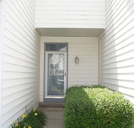 2nd image of 1728 Waters Edge Dr