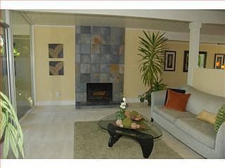 1st image of 1038 Loma Verde Ave