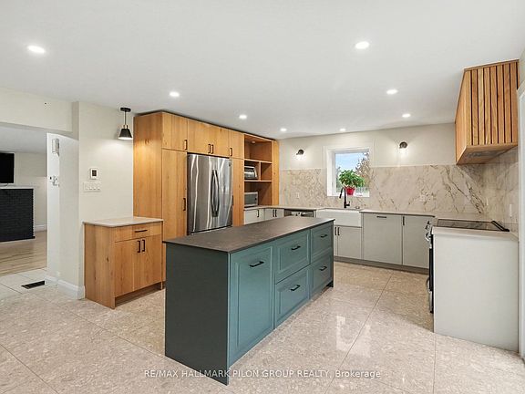 5th image of 877 Saint Felix Rd
