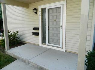 936 Eastbrooke Ln, Rochester, NY 14618