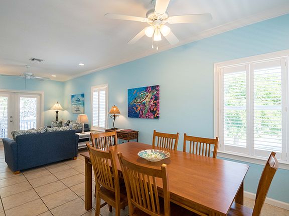 5th image of 15 Coral Way #108