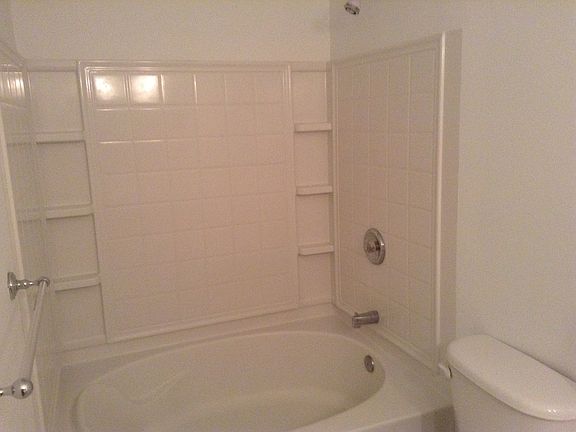5th image of 3202 Hidden Cove Cir