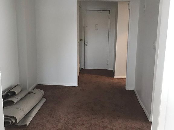 2nd image of 1936 Daly Ave #2