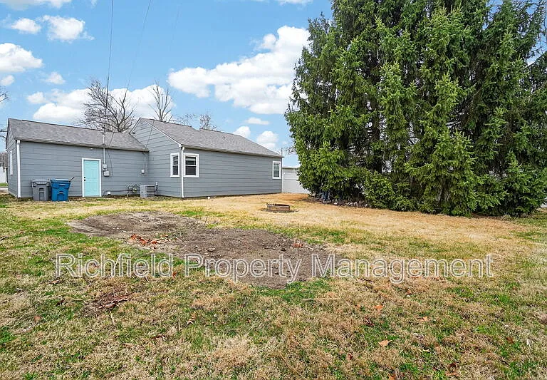 1260 Lincoln Dr — Photo 25