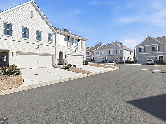 4th image of 1914 Carovel Way