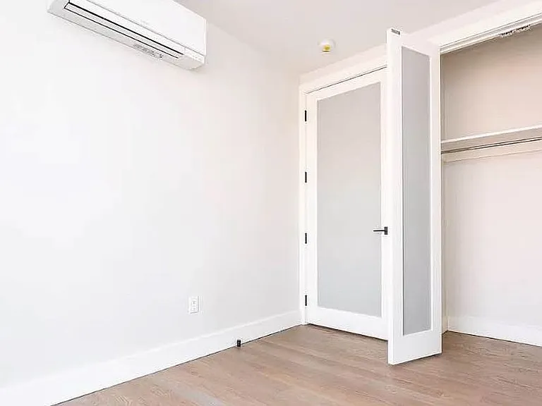 1079 Lafayette Ave #406 — Photo 7