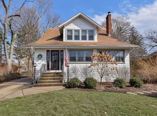123 S Lawndale Ave, Elmhurst, IL